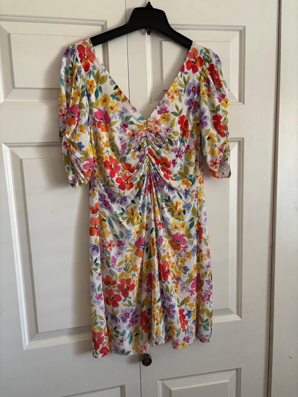 NWT Velvet by Graham and Spencer Floral Dress Size S